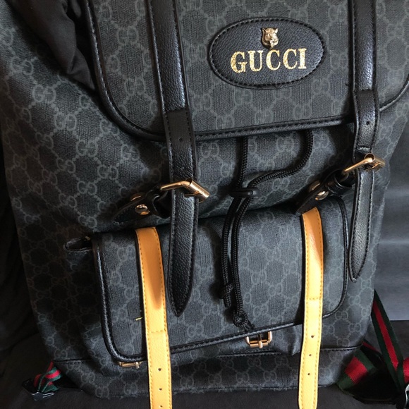 Stylish men’s Backpack 🌟 - Picture 2 of 6